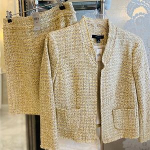 NWT Ann Taylor Tweed Lightweight Suit Jacket & Skirt Size 8P & 8